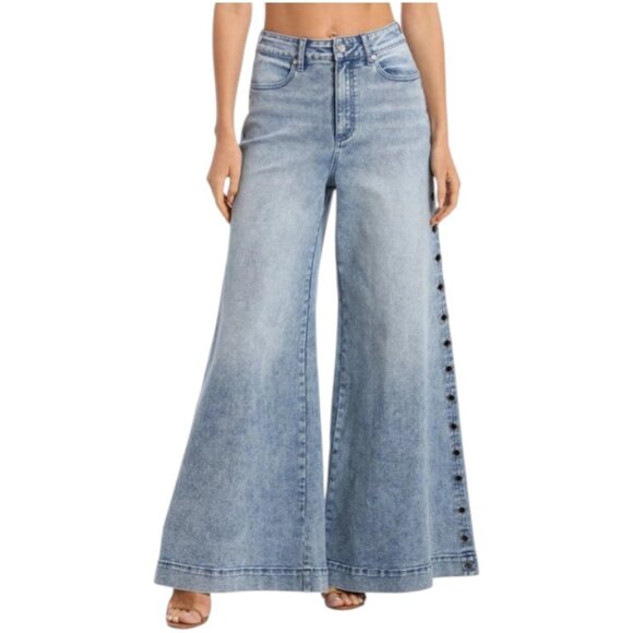 AVEC LES FILLES High Waist Grommet Flare Leg Jeans In Badlands Wash - Size 24 - Picture 1 of 11